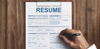 Resume tips to impress your recruiter in 6 seconds